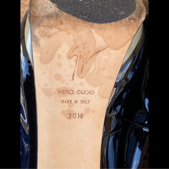 Giuseppe Zanotti pattent leather heels 8.5 - Picture 9 of 15